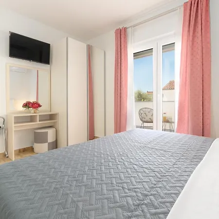 Relaxing Mala Vala * Фажана